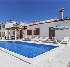 6 bedroom villa with pool near Labin, Istria, sleeps 12